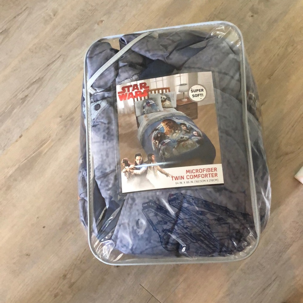 Star Wars Microfiber Twin Comforter Set